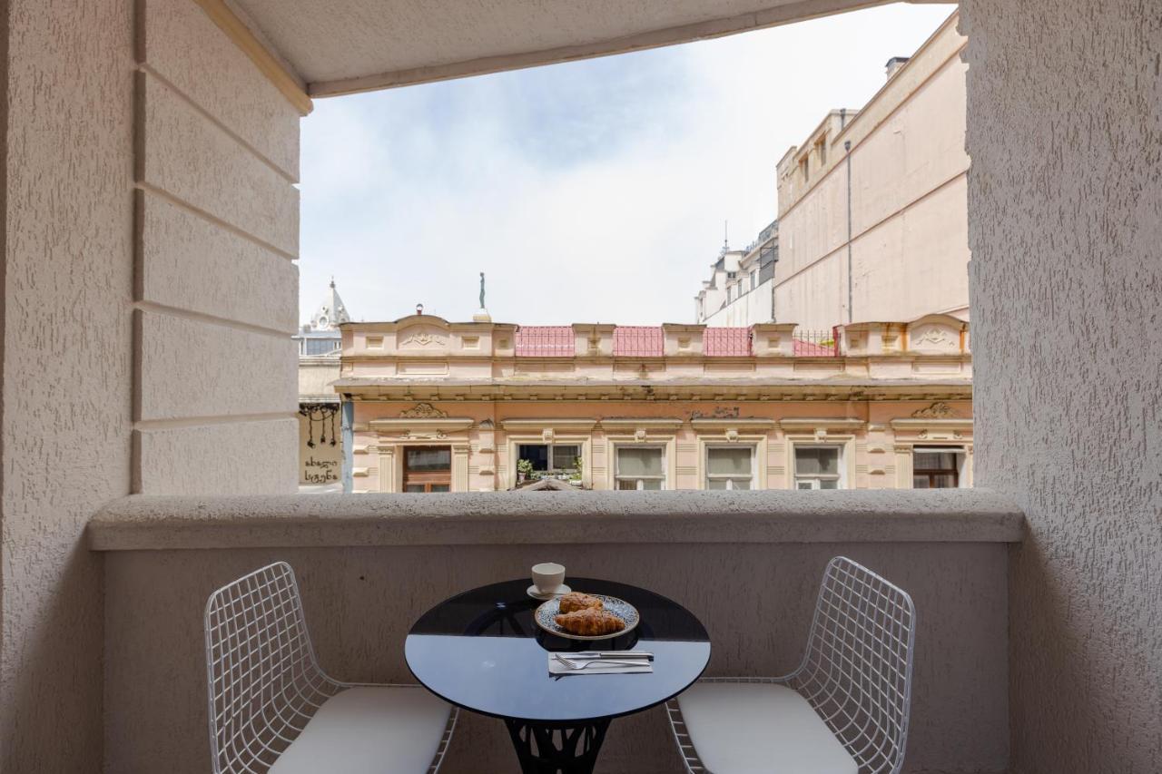 Hotel Monarch